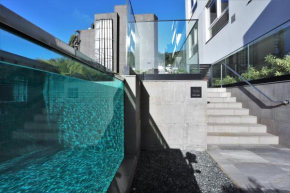 Studio incrível a passos da Beira Mar com varanda e garagem - Florianopolis